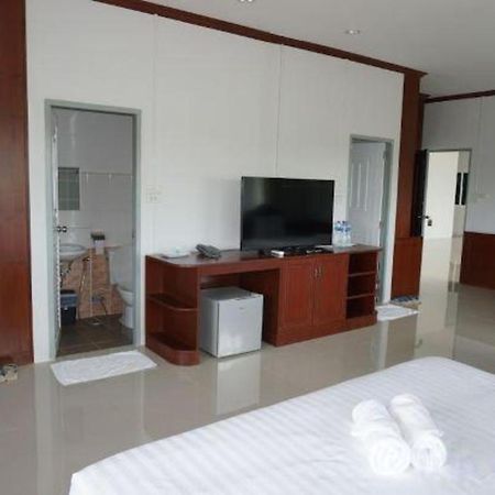 Oyo 75394 Sakthong Grand Hotel チェンコーン エクステリア 写真