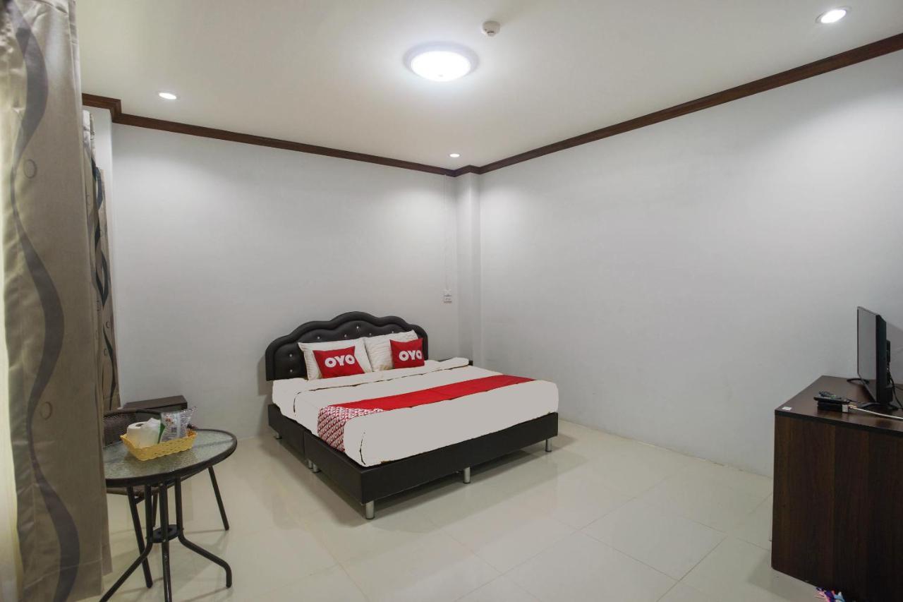 Oyo 75394 Sakthong Grand Hotel チェンコーン エクステリア 写真