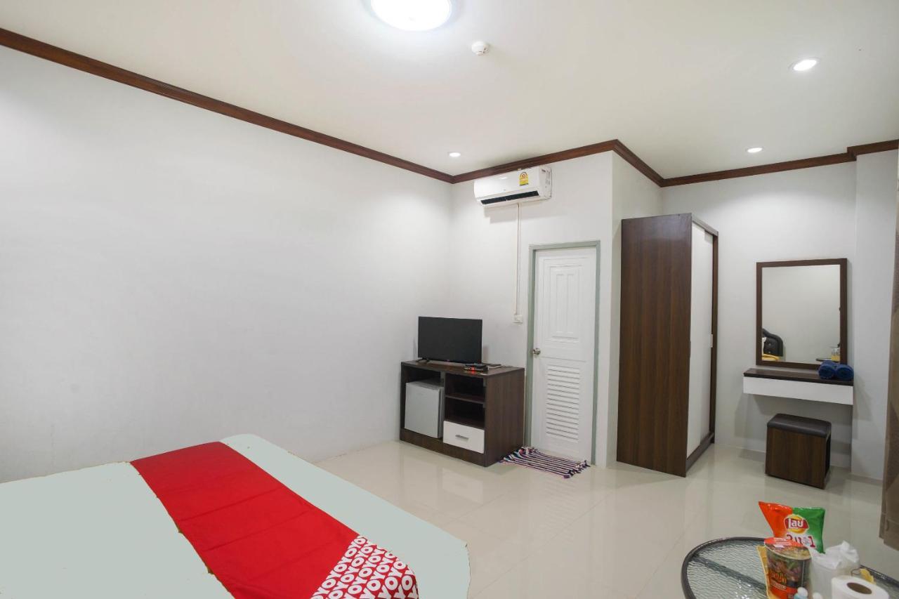 Oyo 75394 Sakthong Grand Hotel チェンコーン エクステリア 写真