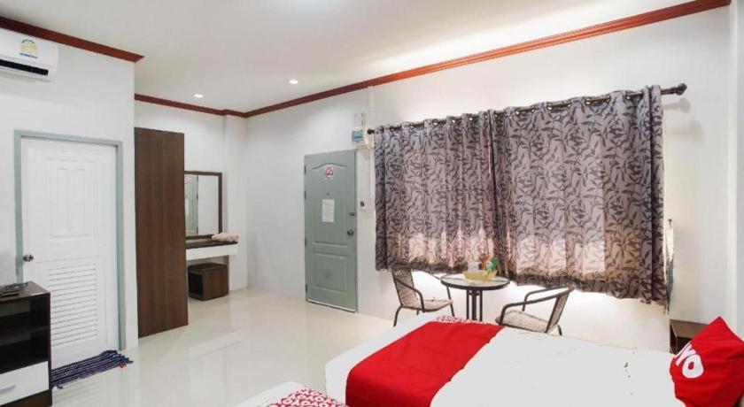 Oyo 75394 Sakthong Grand Hotel チェンコーン エクステリア 写真