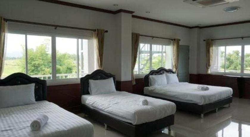 Oyo 75394 Sakthong Grand Hotel チェンコーン エクステリア 写真