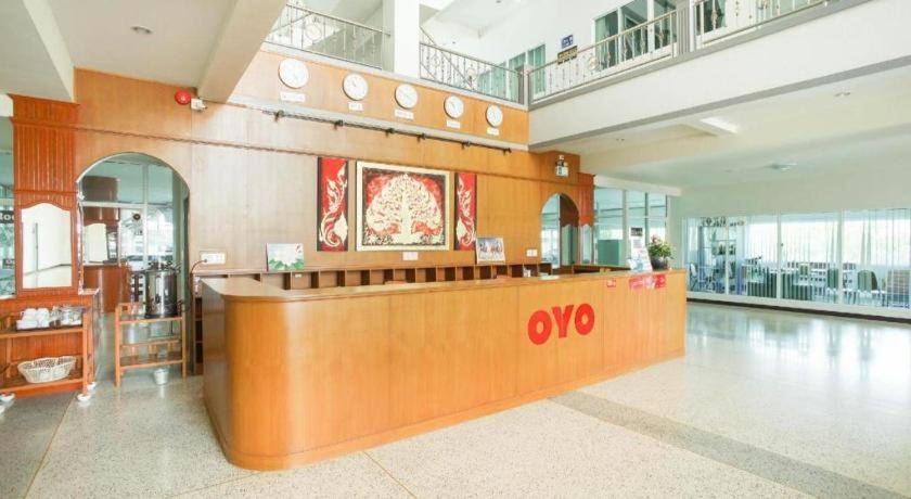 Oyo 75394 Sakthong Grand Hotel チェンコーン エクステリア 写真